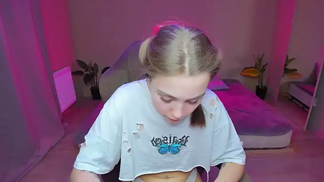 YourMegan online show from 02-28-25, 01:47