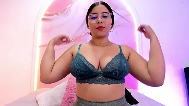 Sofii Lopezz online show from 11-06-25, 11:33