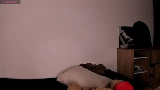 akirahattori online show from 04-17-26, 05:32