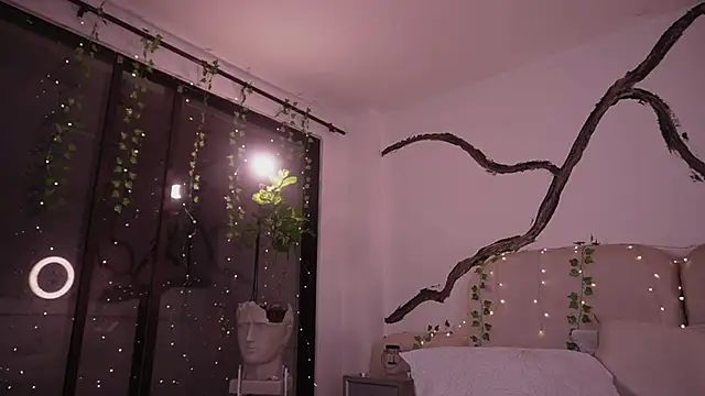 Snapshot of soidai_miiu chatting on 11-12-25, 11:47 soidai miiu online show from 11-12-25, 11:47