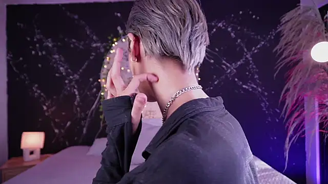 Snapshot of soidai_miiu chatting on 11-29-25, 09:18 soidai miiu online show from 11-29-25, 09:18