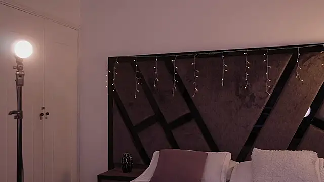 soidai miiu online show from 04-20-26, 10:11