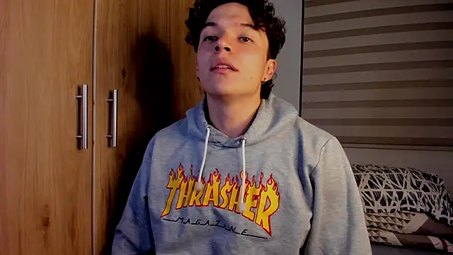 Snapshot of Mastrangelo_xxx chatting on 01-14-26, 04:07 Mastrangelo xxx online show from 01-14-26, 04:07