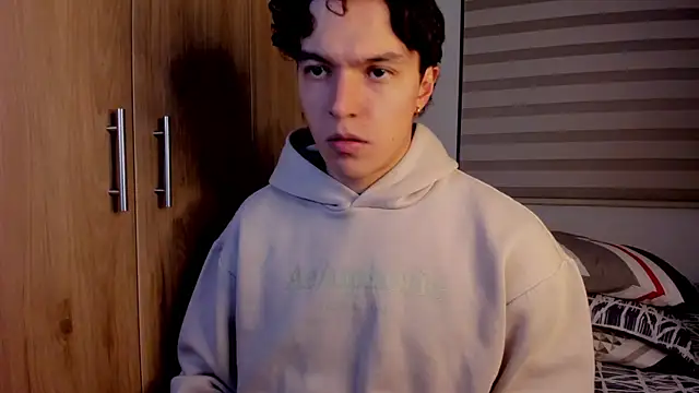 Snapshot of Mastrangelo_xxx chatting on 01-16-26, 04:05 Mastrangelo xxx online show from 01-16-26, 04:05