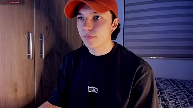 Snapshot of Mastrangelo_xxx chatting on 03-14-26, 03:56 Mastrangelo xxx online show from 03-14-26, 03:56