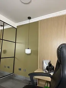 Snapshot of JessyCream chatting on 02-25-26, 08:07 JessyCream online show from 02-25-26, 08:07