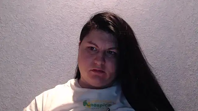 KiraSwee online show from 11-25-25, 06:08