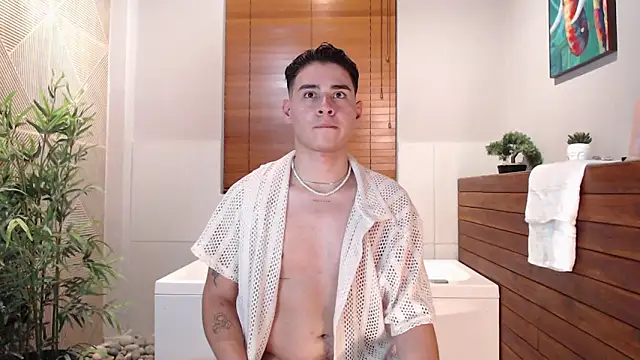 Gabriell ramirez online show from 03-17-25, 03:47