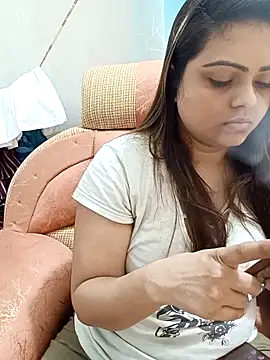 blue-berry07 online show from 10-12-25, 04:33