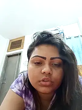 Snapshot of blue-berry07 chatting on 05-06-26, 11:15 blue-berry07 online show from 05-06-26, 11:15