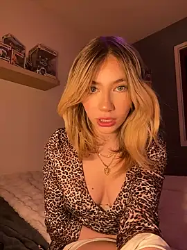 angeleyezlolita online show from 02-10-25, 07:17