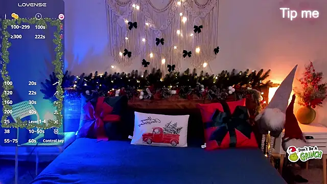 Maria Moonlight online show from 12-17-25, 03:07