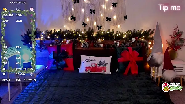 Maria Moonlight online show from 12-20-25, 02:57