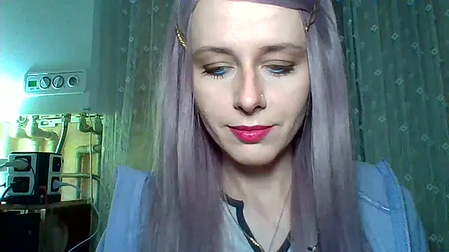 LuminousLady online show from 03-09-25, 06:32