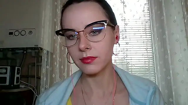 LuminousLady online show from 09-28-25, 01:16