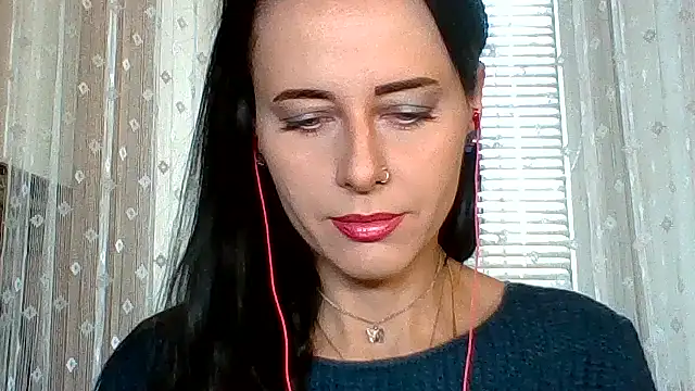 LuminousLady online show from 10-21-25, 02:07