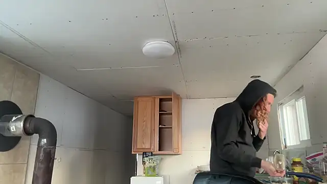 redone8in online show from 02-06-25, 05:40