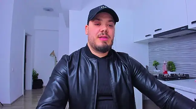 Snapshot of ZackMasterss chatting on 02-09-25, 02:17 ZackMasterss online show from 02-09-25, 02:17