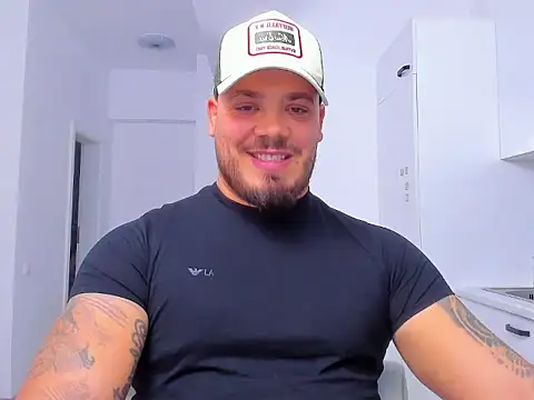 Snapshot of ZackMasterss chatting on 10-24-25, 08:38 ZackMasterss online show from 10-24-25, 08:38