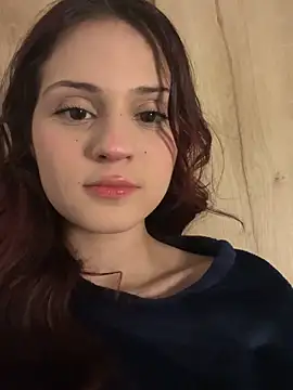 Snapshot of AngelRuby chatting on 09-28-25, 06:19 AngelRuby online show from 09-28-25, 06:19