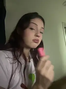 Snapshot of AngelRuby chatting on 12-14-25, 10:31 AngelRuby online show from 12-14-25, 10:31