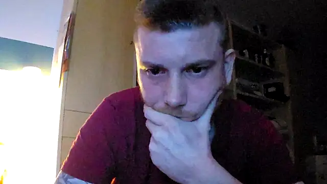 Snapshot of Foxtrott_242 chatting on 11-22-25, 01:37 Foxtrott 242 online show from 11-22-25, 01:37