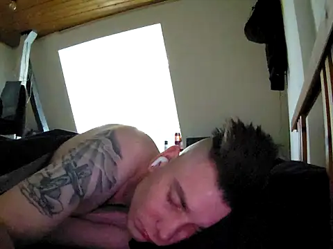 Snapshot of Foxtrott_242 chatting on 02-15-26, 02:03 Foxtrott 242 online show from 02-15-26, 02:03