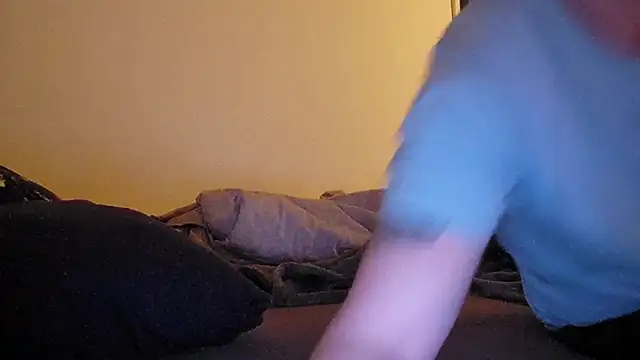 Snapshot of Foxtrott_242 chatting on 03-05-26, 01:45 Foxtrott 242 online show from 03-05-26, 01:45