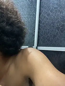 Mineirinho043 online show from 11-25-25, 04:29