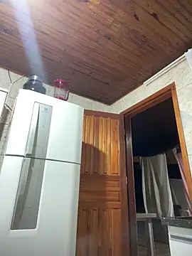 Snapshot of Mineirinho043 chatting on 12-21-25, 12:40 Mineirinho043 online show from 12-21-25, 12:40