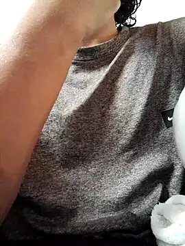 Snapshot of Mineirinho043 chatting on 01-31-26, 08:40 Mineirinho043 online show from 01-31-26, 08:40