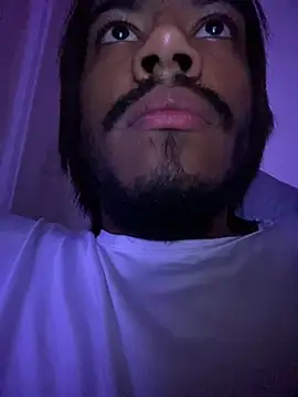 Snapshot of Mineirinho043 chatting on 02-13-26, 07:54 Mineirinho043 online show from 02-13-26, 07:54