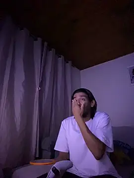 Snapshot of Mineirinho043 chatting on 02-20-26, 06:59 Mineirinho043 online show from 02-20-26, 06:59