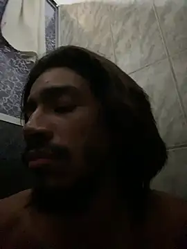 Snapshot of Mineirinho043 chatting on 05-25-26, 02:39 Mineirinho043 online show from 05-25-26, 02:39