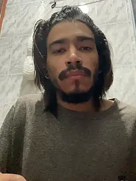 Snapshot of Mineirinho043 chatting on 05-31-26, 11:50 Mineirinho043 online show from 05-31-26, 11:50