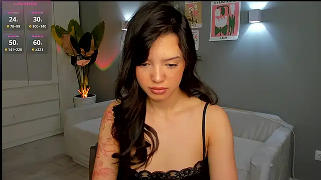 RikoAsada online show from 11-13-25, 07:18