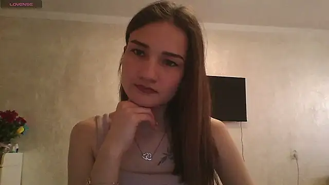 Snapshot of RoyalDessertt chatting on 03-11-25, 09:13 RoyalDessertt online show from 03-11-25, 09:13