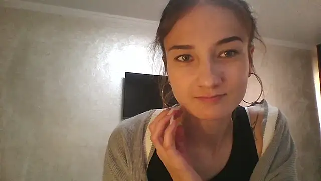 Snapshot of RoyalDessertt chatting on 09-17-25, 10:17 RoyalDessertt online show from 09-17-25, 10:17