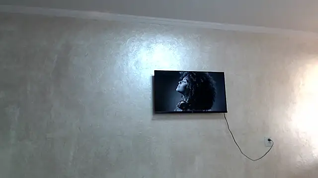 Snapshot of RoyalDessertt chatting on 12-01-25, 07:24 RoyalDessertt online show from 12-01-25, 07:24