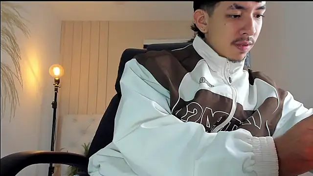 ISAAC CRYSTON online show from 11-28-25, 08:33