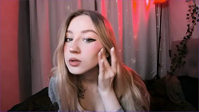 Snapshot of margorazentals chatting on 03-08-26, 08:45 margorazentals online show from 03-08-26, 08:45