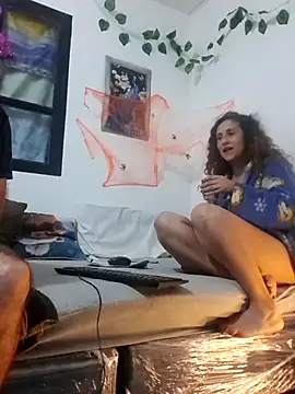 jeans and emma online show from 10-12-25, 11:59