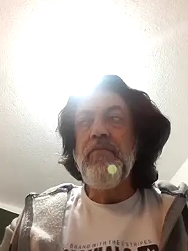 jeans and emma online show from 12-05-25, 12:52