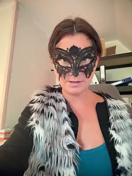 Snapshot of Loveblackzilla chatting on 02-28-26, 04:08 Loveblackzilla online show from 02-28-26, 04:08