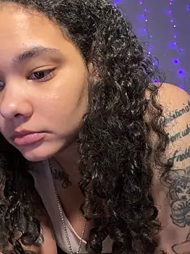 tastylolaaa online show from 04-04-26, 09:51