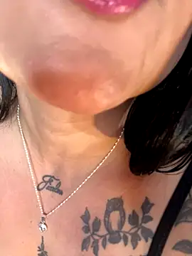 Madissonlove 1 online show from 09-27-25, 01:43