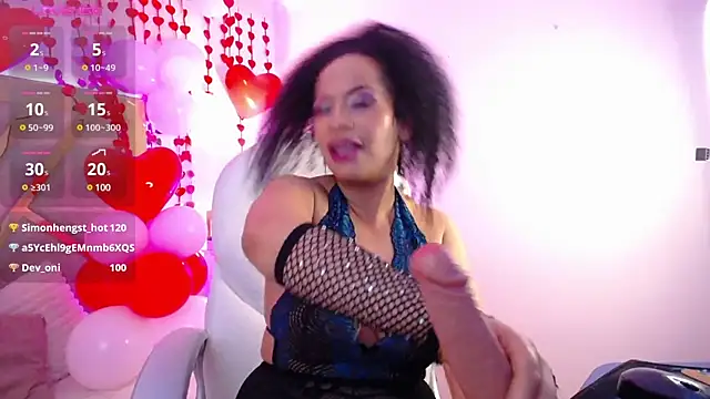 Snapshot of Cintiia_Holmes chatting on 02-09-25, 02:50 Cintiia Holmes online show from 02-09-25, 02:50