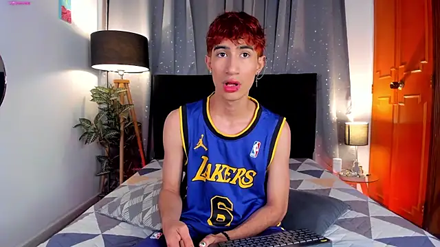 Snapshot of NovaaWheler chatting on 02-28-25, 09:58 NovaaWheler online show from 02-28-25, 09:58