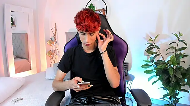 Snapshot of NovaaWheler chatting on 03-02-25, 04:28 NovaaWheler online show from 03-02-25, 04:28