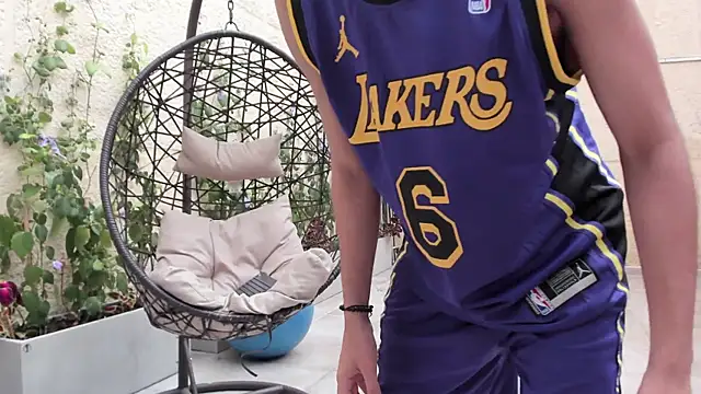 Snapshot of NovaaWheler chatting on 03-09-25, 12:42 NovaaWheler online show from 03-09-25, 12:42